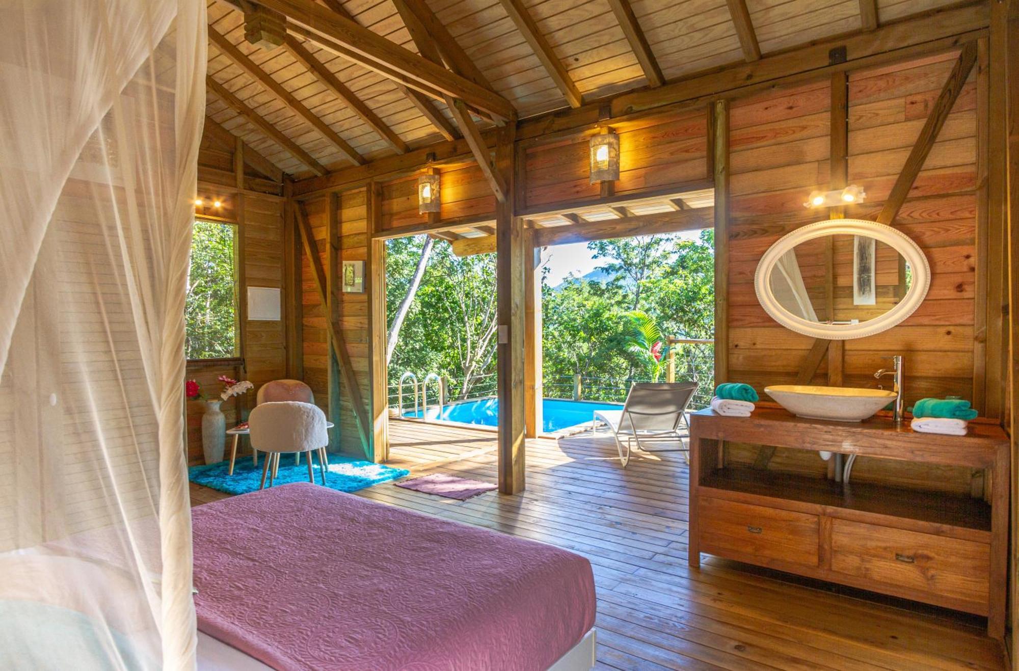 Au Jardin Des Colibris Ecolodge&Spa Deshaies Ngoại thất bức ảnh